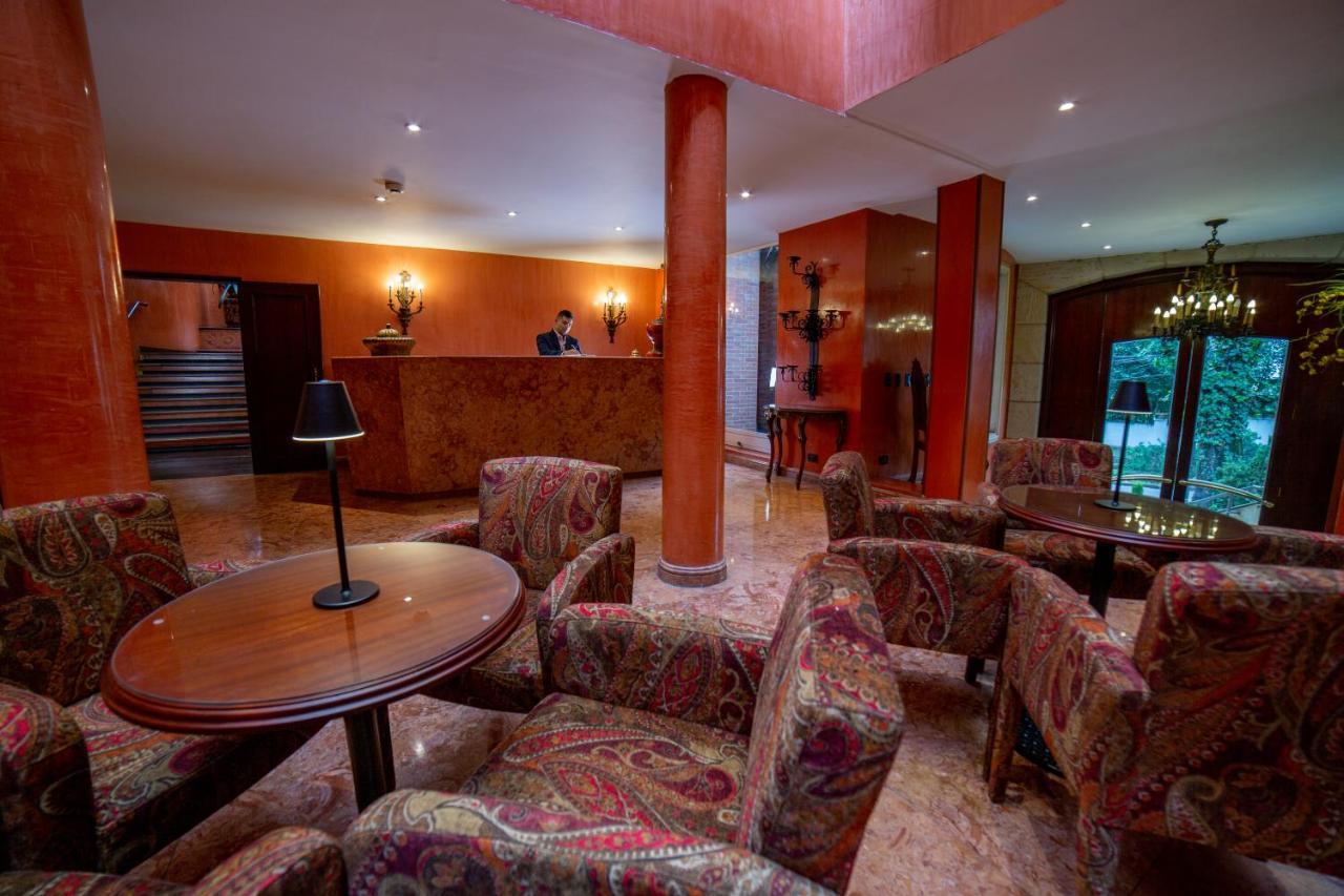 Hotel Porton Bogotá Esterno foto